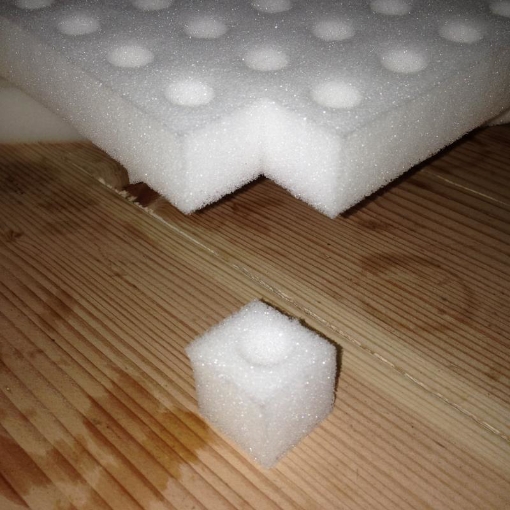 Ảnh của Mút xốp ươm hạt (25x25x25) (Tấm 100 viên)