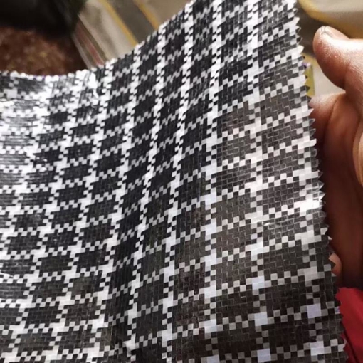 Ảnh của Màng nhà kính, Màng PE đen trắng PDT-150G che nhà kính, Phim lợp mái nhà kính, Film PE